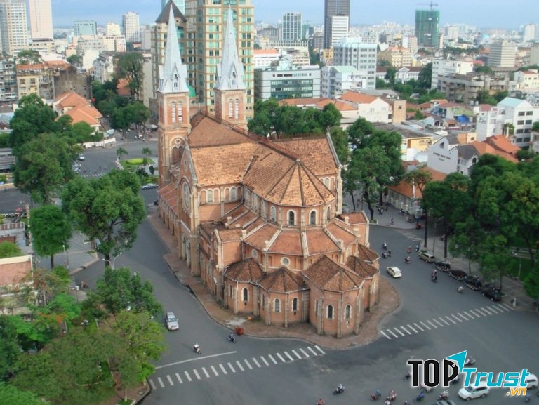 Nhà thờ Đức Bà