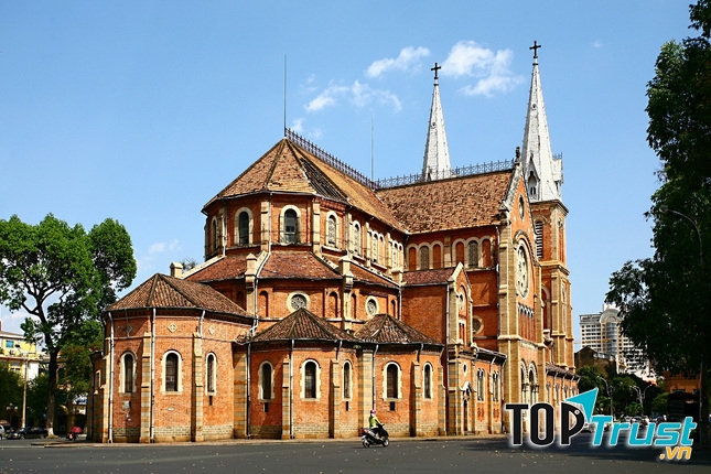 Nhà thờ Đức Bà