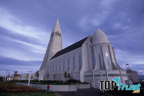 Nhà thờ Hallgrimur ở Iceland