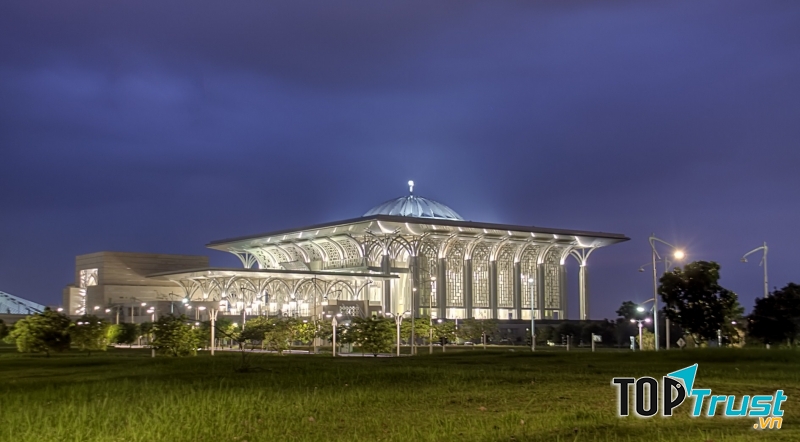 Nhà thờ Hồi giáo Iron