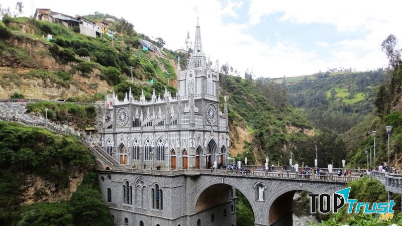 Nhà thờ Las Lajas Sanctuary
