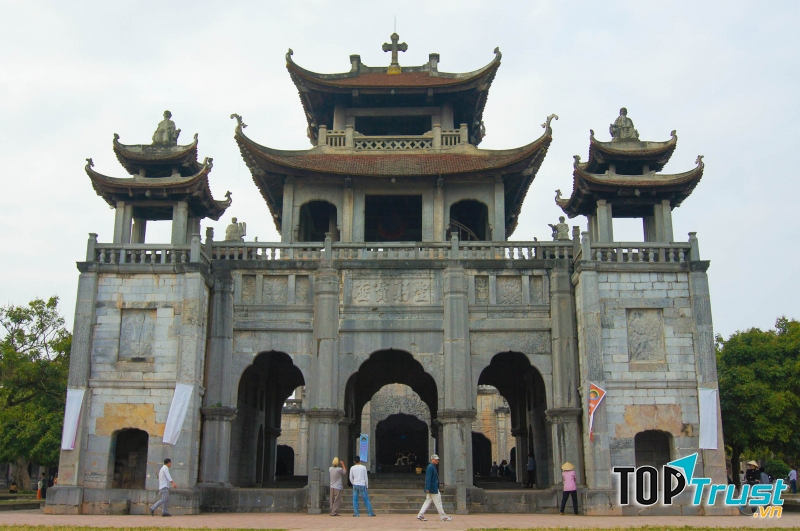 Nhà thờ Phát Diệm