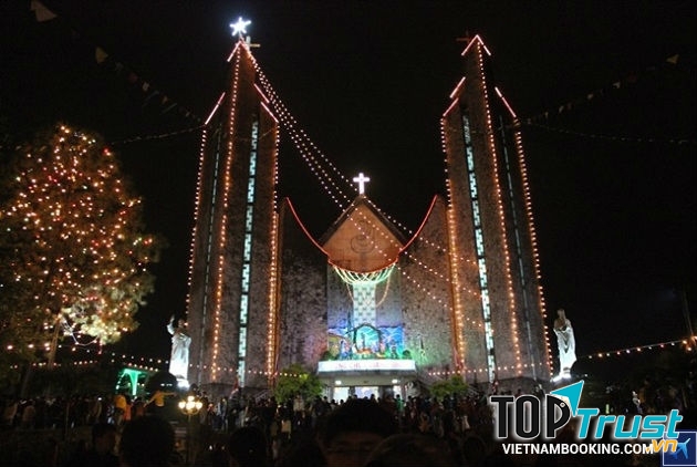 Nhà thờ Phủ Cam