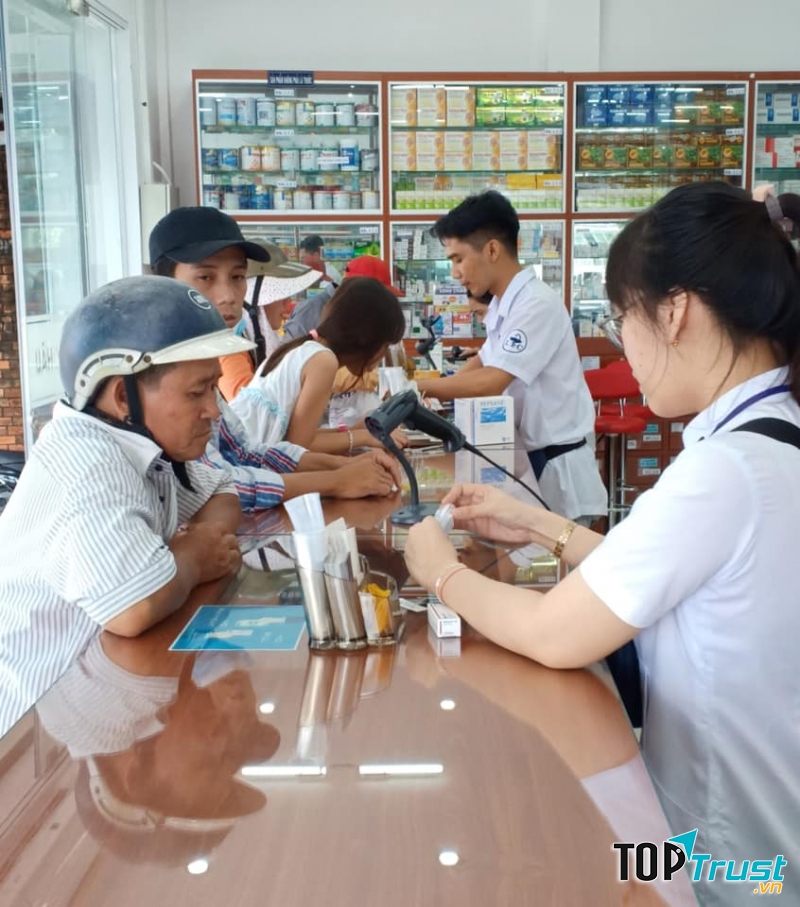 Nhà thuốc Long Châu