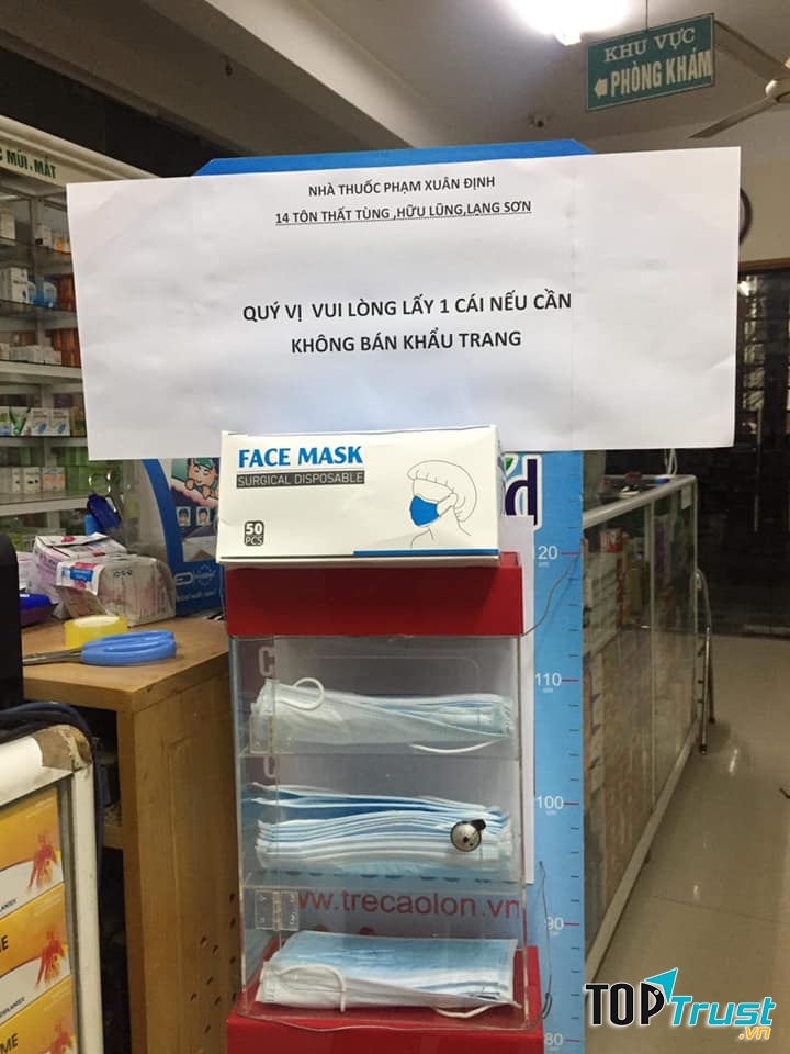 Nhà thuốc Phạm Xuân Định