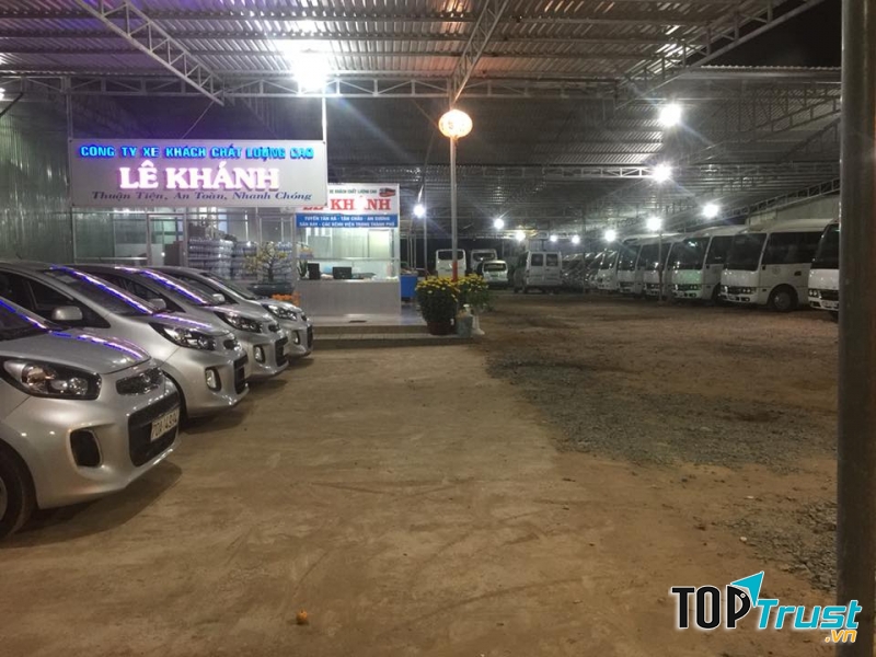 Xe khách Lê Khánh