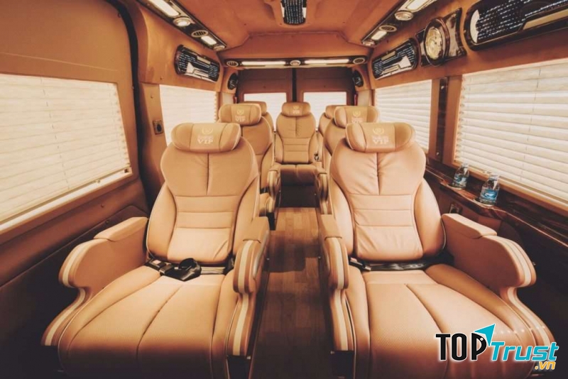 Nhà xe Limousine Hà Lan