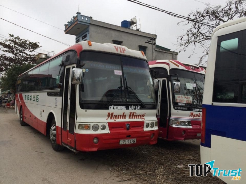 Nhà xe Mạnh Hùng