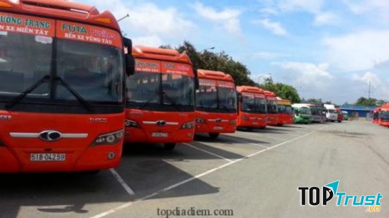 Nhà xe Phương Trang