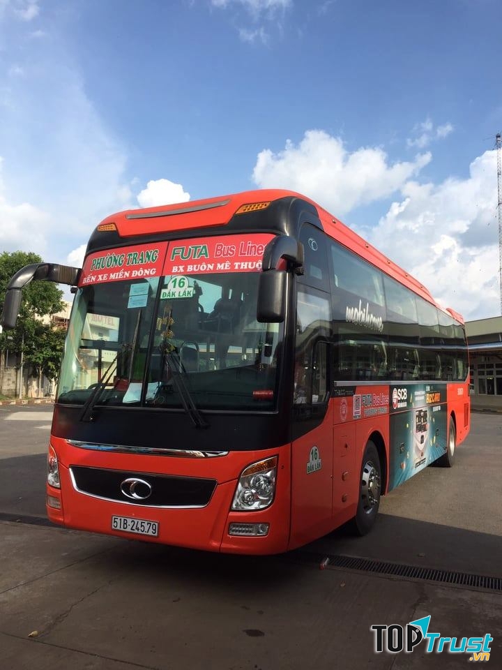 Nhà xe Phương Trang