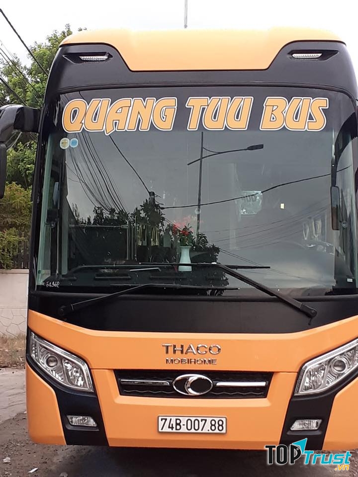 Nhà xe Quang Tửu