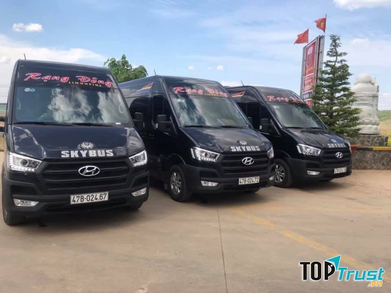 Limousine Rạng Đông