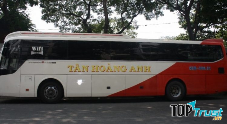 Nhà xe Tân Hoàng Anh