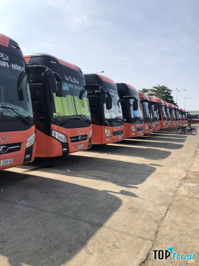 Nhà xe Việt Tân Phát