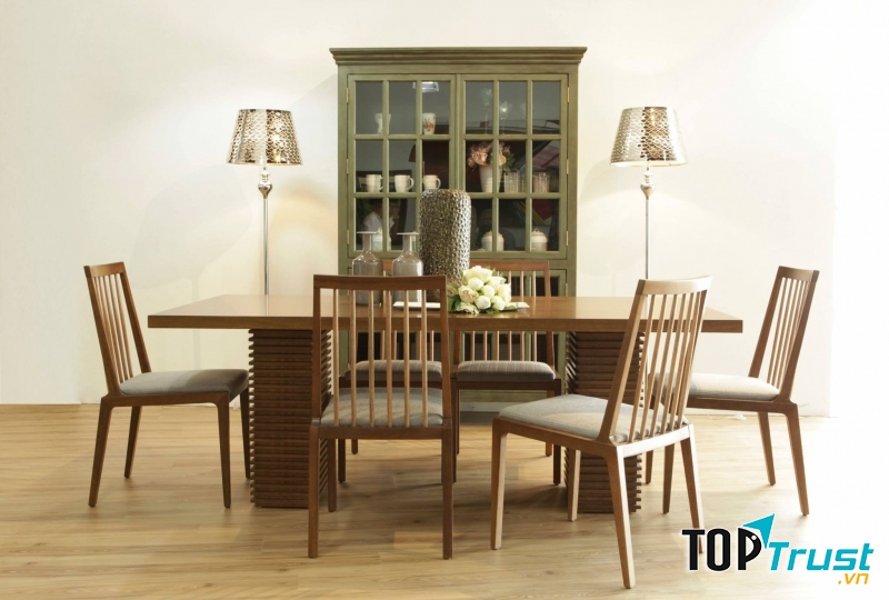 Bàn ăn Rita của Nhà Xinh (Nguồn: Sưu tầm)