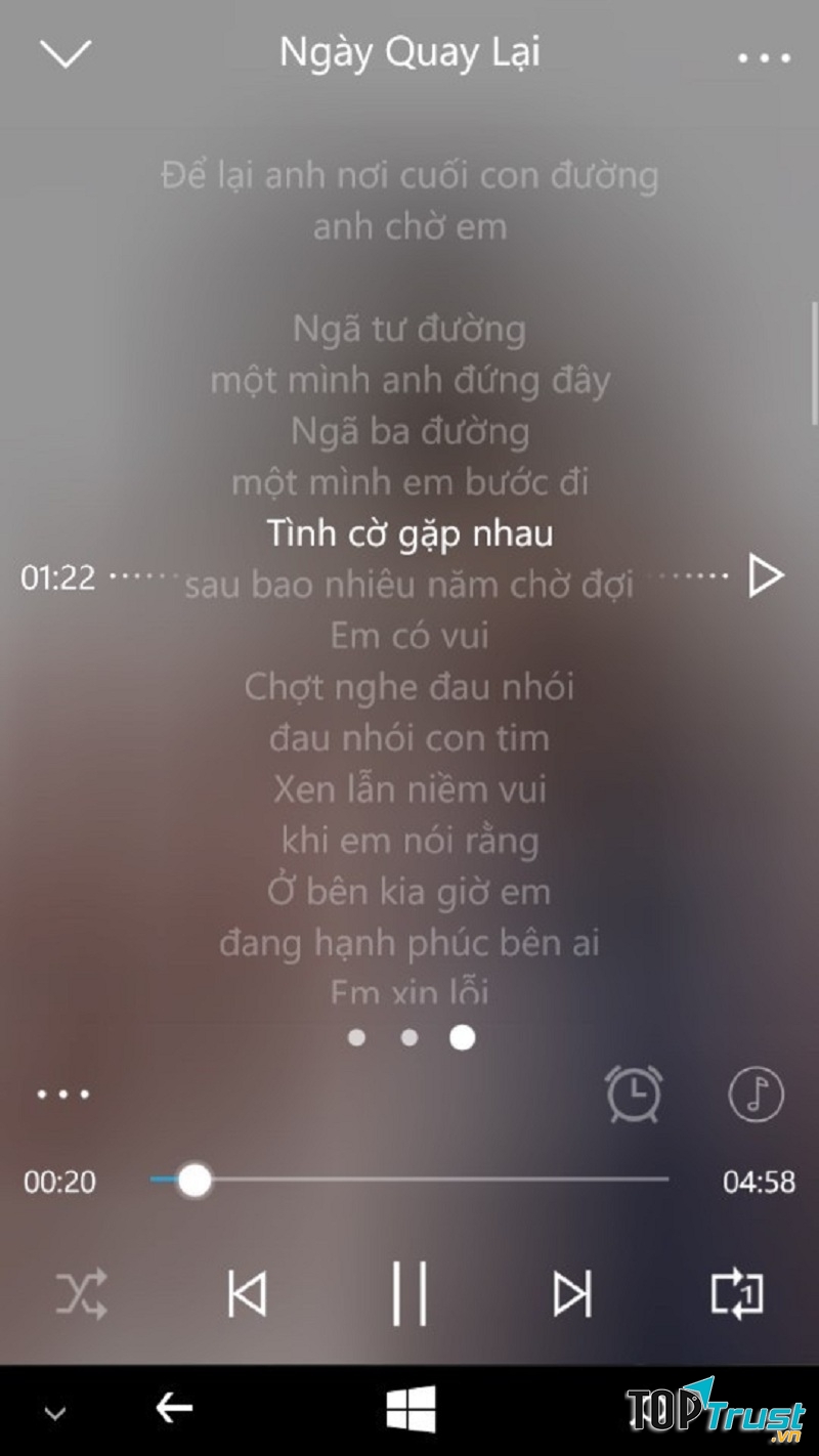 Phần lời bài hát chuyển động rất đẹp