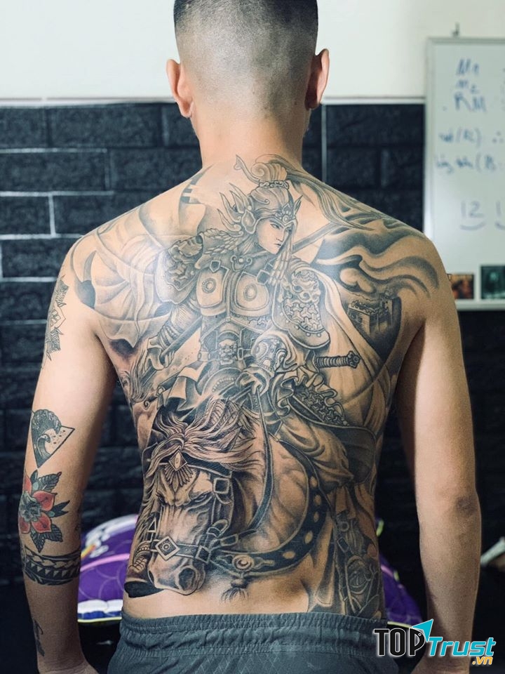 Nhân Gà Tattoo