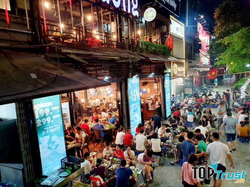 Nhắng nướng phố Đại Cồ Việt