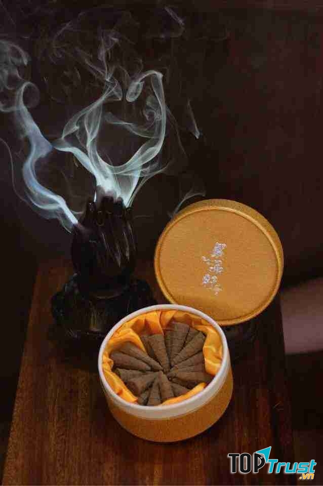 Nhang trầm Hoàng Gia