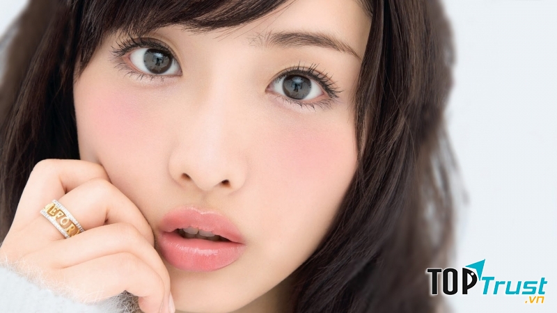 Hình ảnh cô gái ngọt ngào, ngây thơ cho phong cách make up này