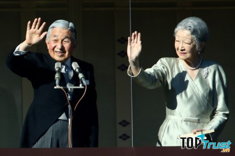 Nhật hoàng Akihito