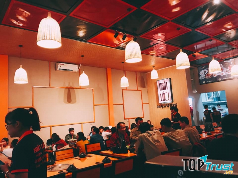 Nhất Lẩu - Nướng và Lẩu Không Khói