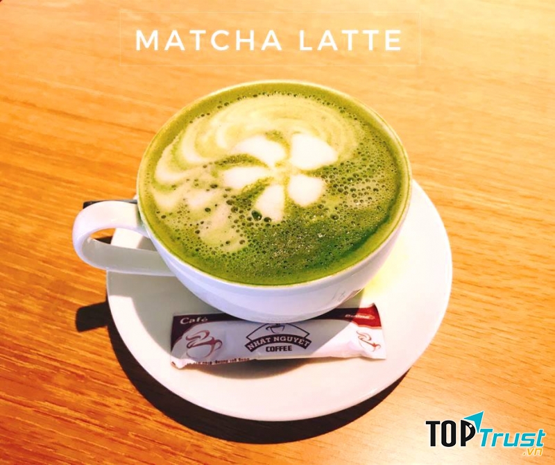 Nhật Nguyệt Coffee