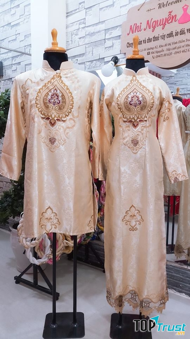 Thiết kế áo dài cô dâu chú rể cho dịp lễ cưới hỏi.