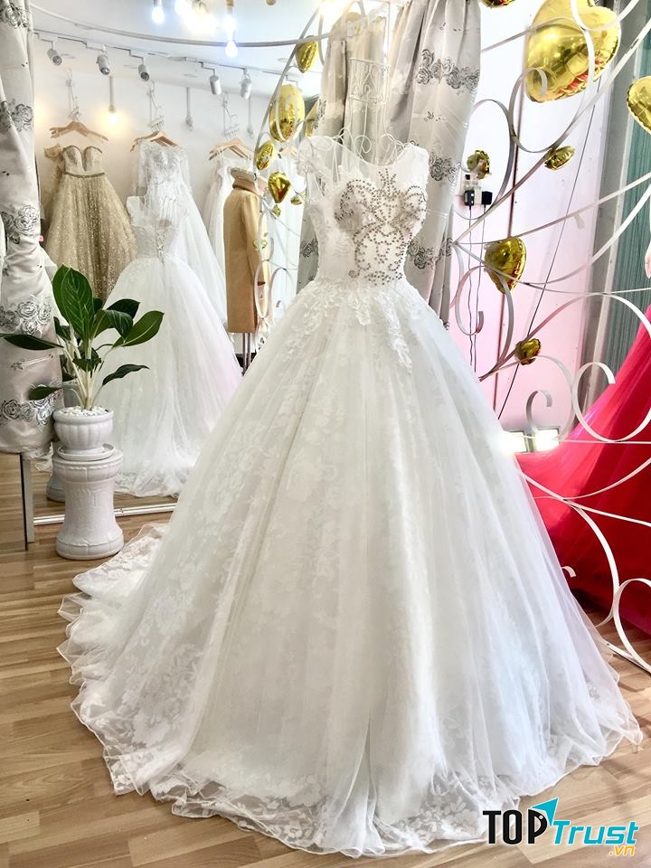 Nhiên Bridal