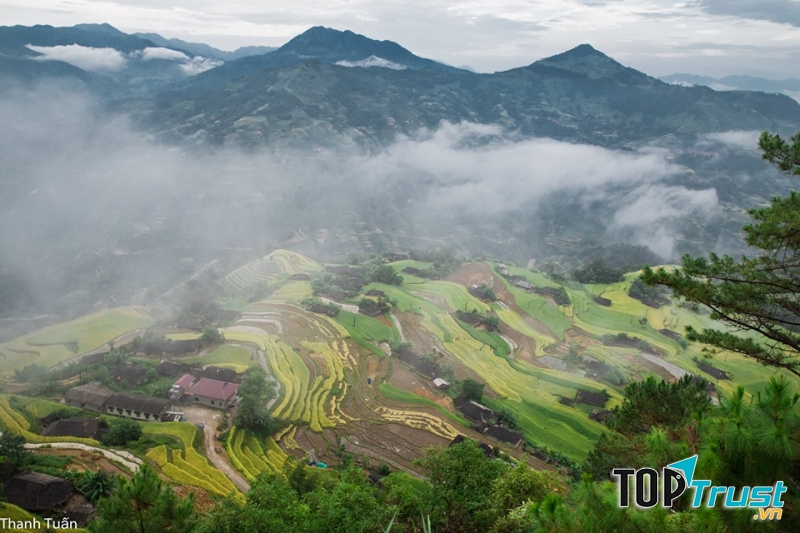 Group là nơi những nhân vật trải nghiệm chia sẻ cuộc hành trình của họ, cách họ khám phá vẻ đẹp đất nước con người Việt nam