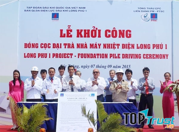 Lễ khởi công Nhà máy Điện lực Long Phú 1 vào năm 2015
