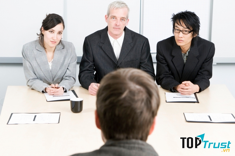 Giao tiếp qua ánh mắt là tuyệt chiêu lấy lòng nhà tuyển dụng