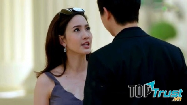 Hốt hoảng, cố giải thích