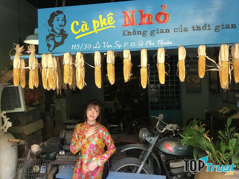 Cafe Nhỏ
