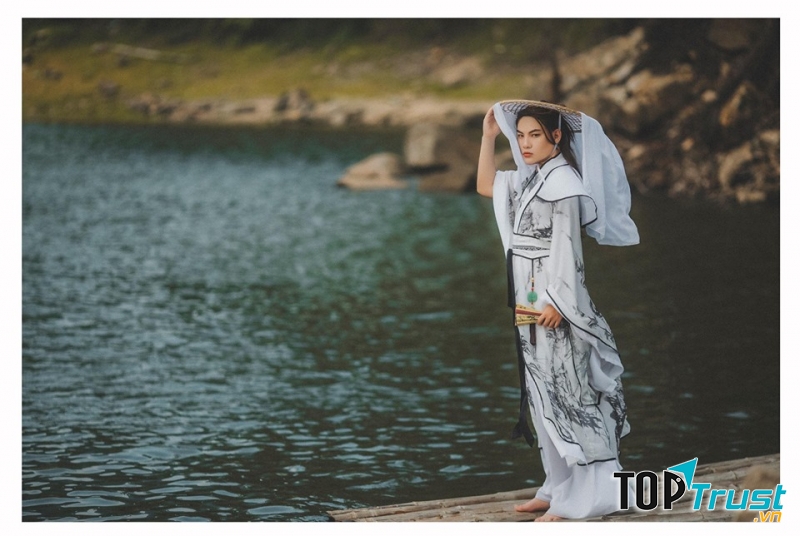 Studio sở hữu đội ngũ ê kíp đã có nhiều năm kinh nghiệm trong việc chụp hình