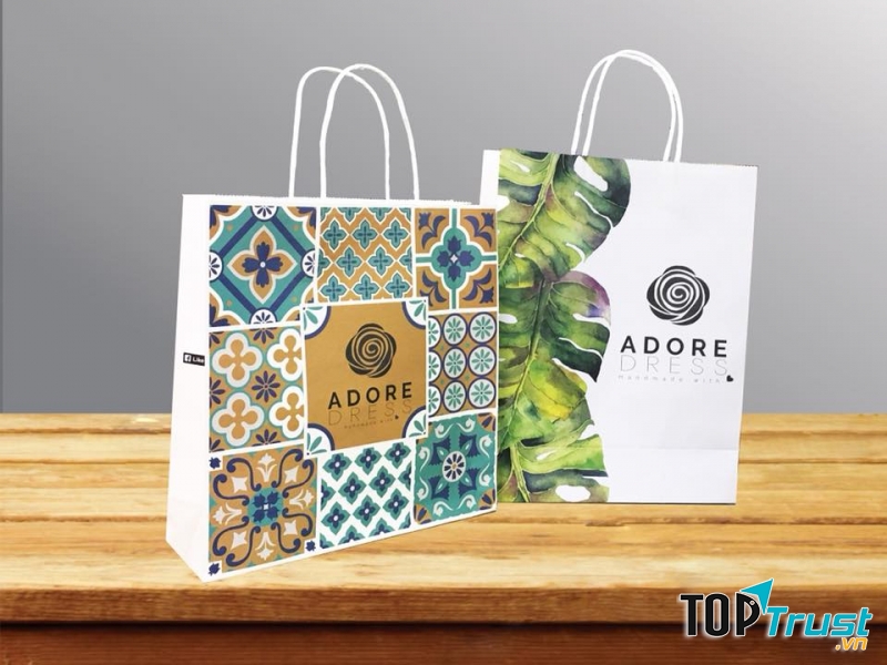 Một sản phẩm túi giấy của công ty.