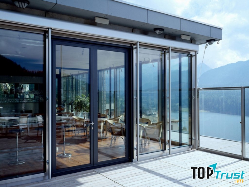 Nhôm kính Lạc Việt