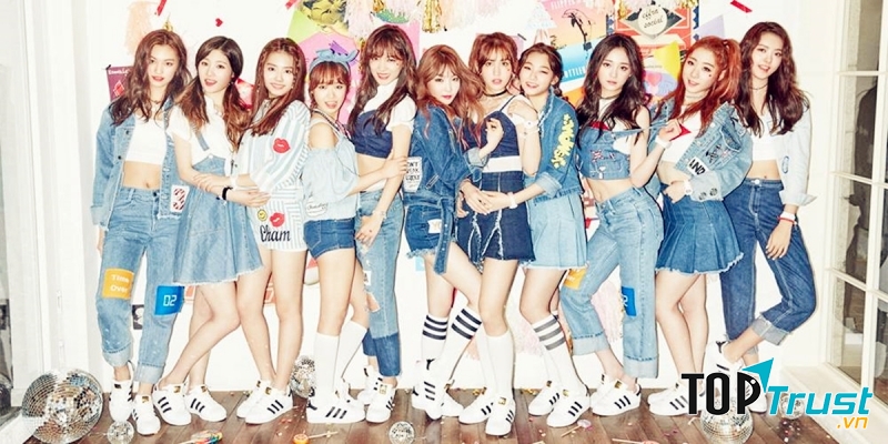 I.O.I (아이오아이)