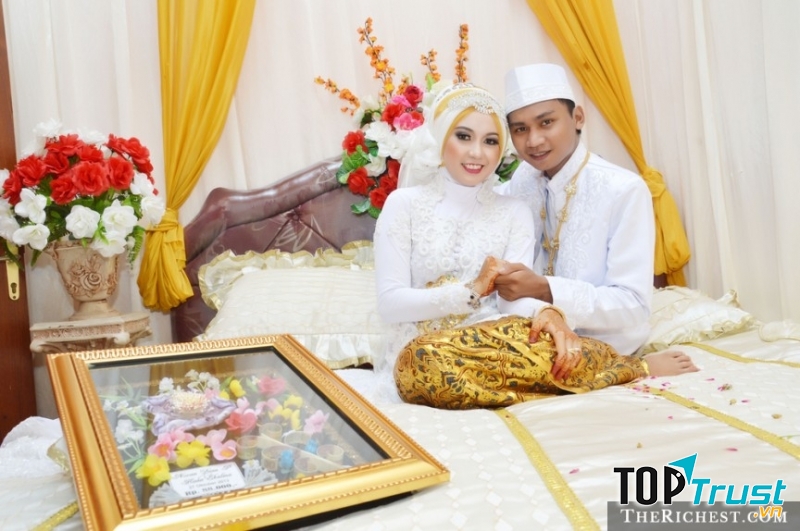 Nhốt cô dâu chú rể 3 ngày - Indonexia