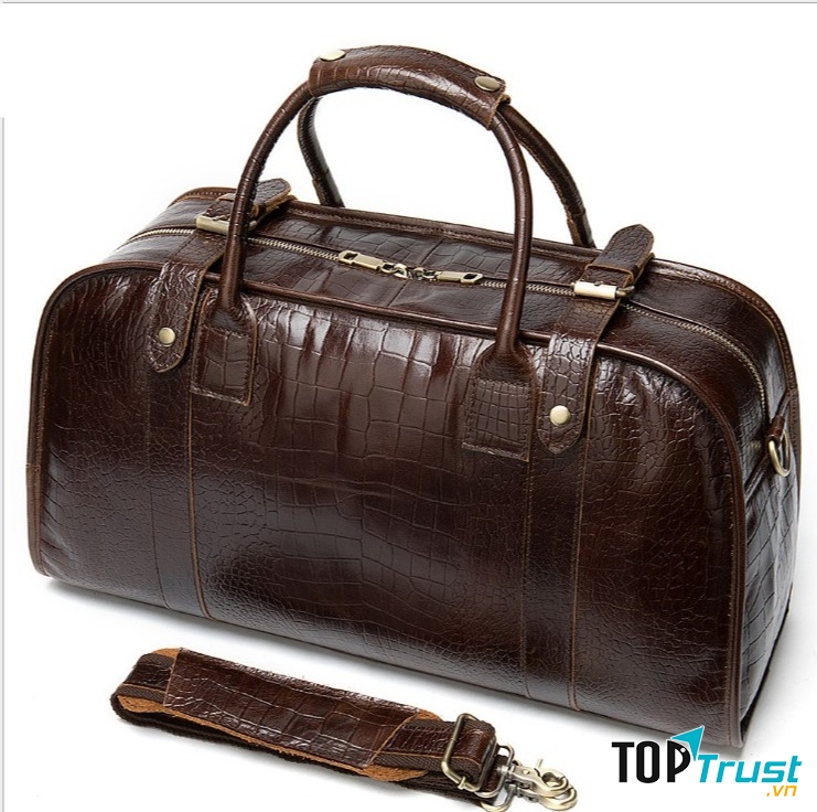 Túi xách cũng là một mẫu phụ kiện quan trọng.