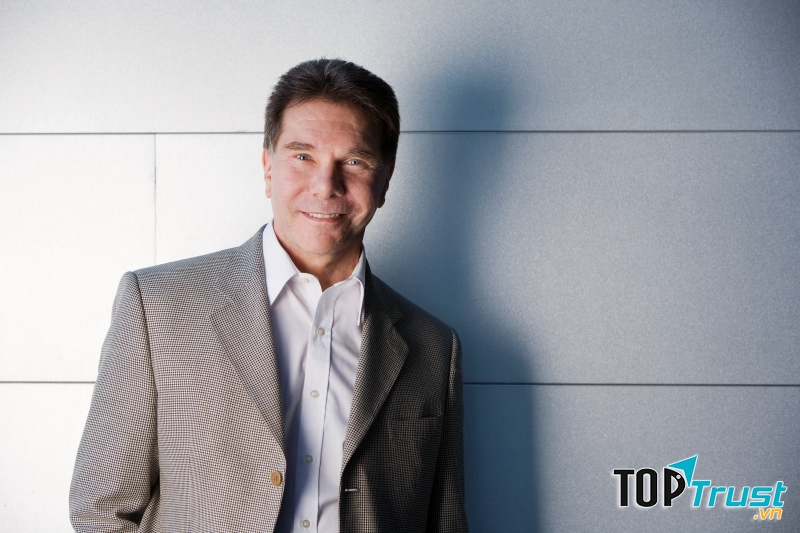 Tác giả Robert B. Cialdini