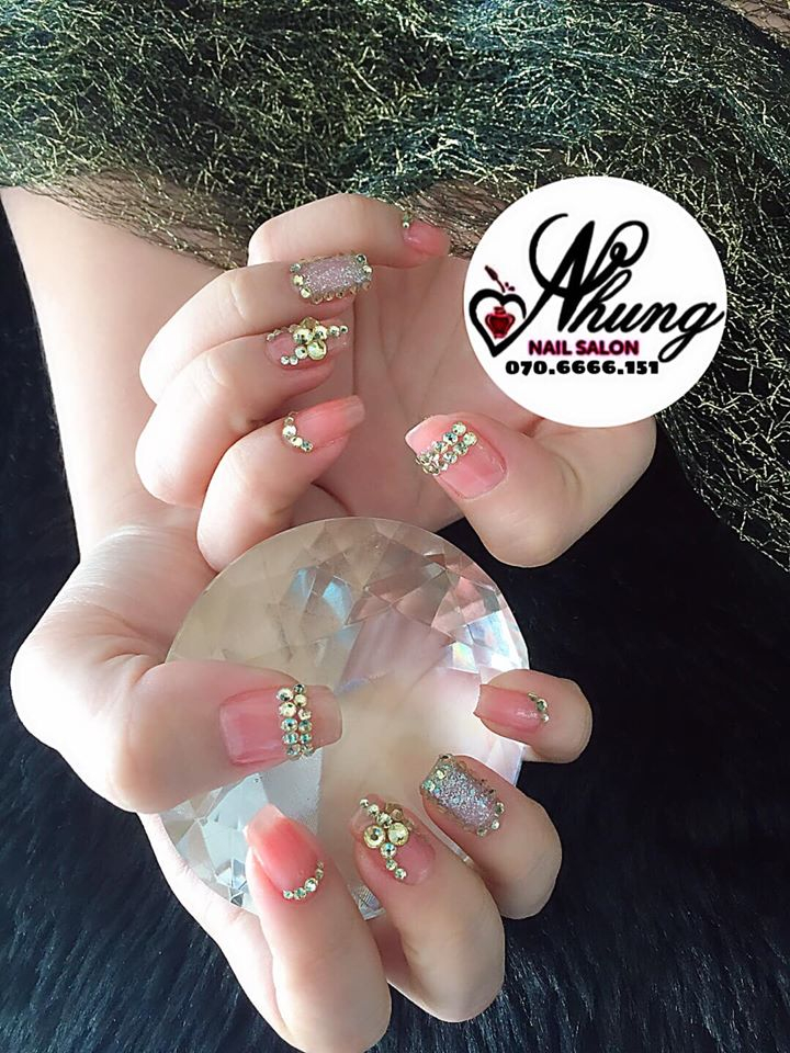 Nhung Nail luôn đảm bảo sẽ nhận lại một sản phẩm đẹp, dịch vụ chất lượng và đặc biệt an toàn