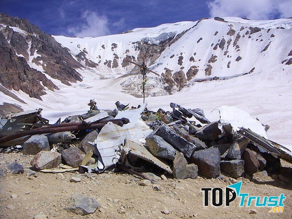 Những người sống sót một cách thần kỳ sau vụ tai nạn ở dãy núi Andes