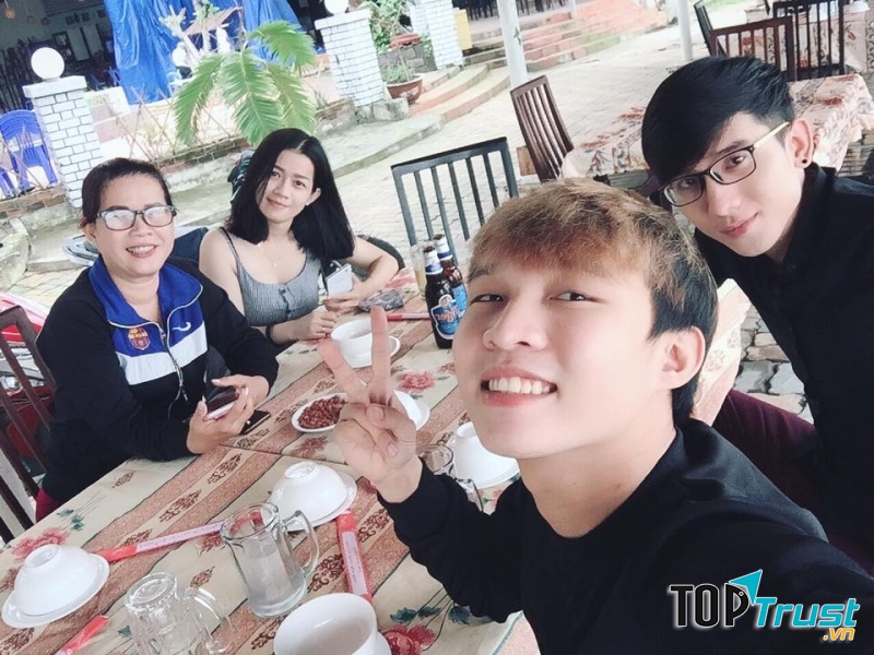 Hình ảnh từ facebook Trà Hồng Nam