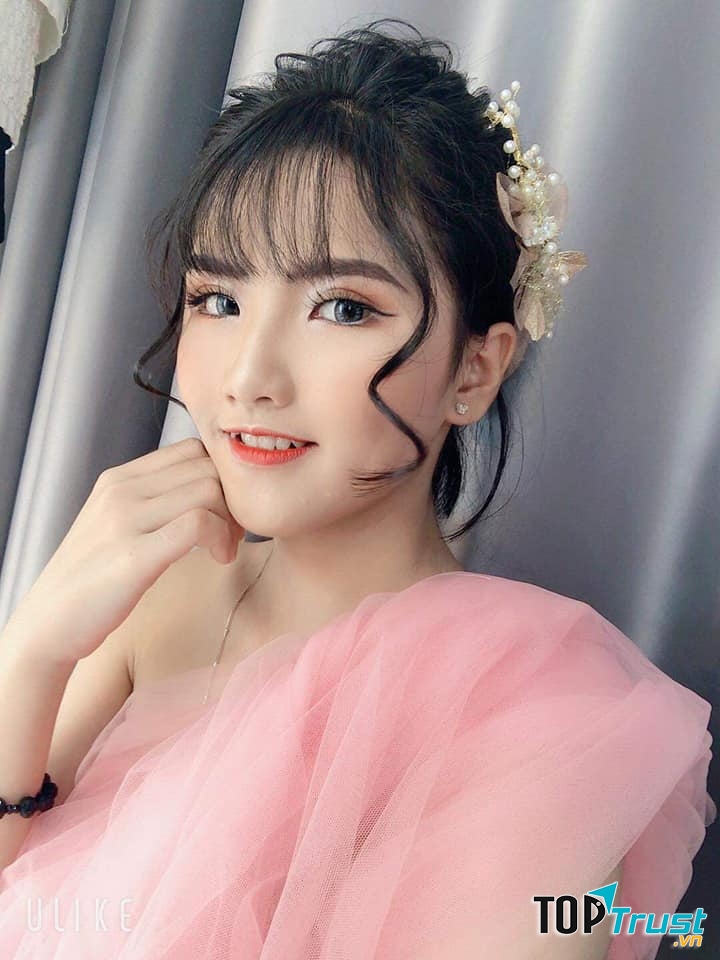 Với câu châm ngôn “Có Khách Hàng Mới Có Chúng Ta, Luôn Đặt Lợi Ích Khách Hàng Lên Hàng Đầu”