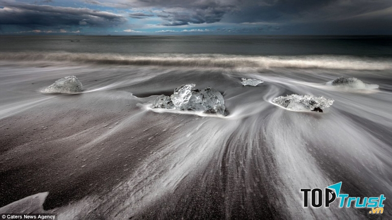 Những tảng băng mang màu sắc đặc biệt