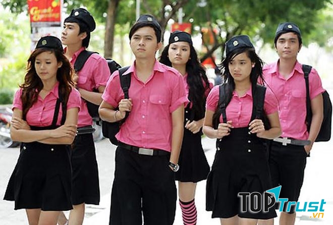 Những thiên thần áo trắng