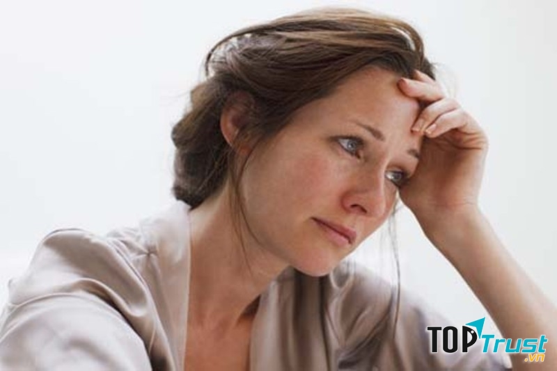 Lo lắng, áp lực sau thụ tinh khiến nguy cơ thất bại cao. Cần giữ tinh thần thật thoải mái