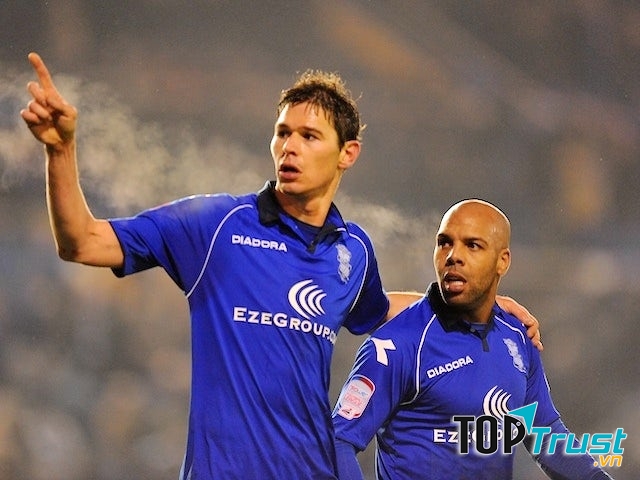 Nikola Zigic với chiều cao vượt trội