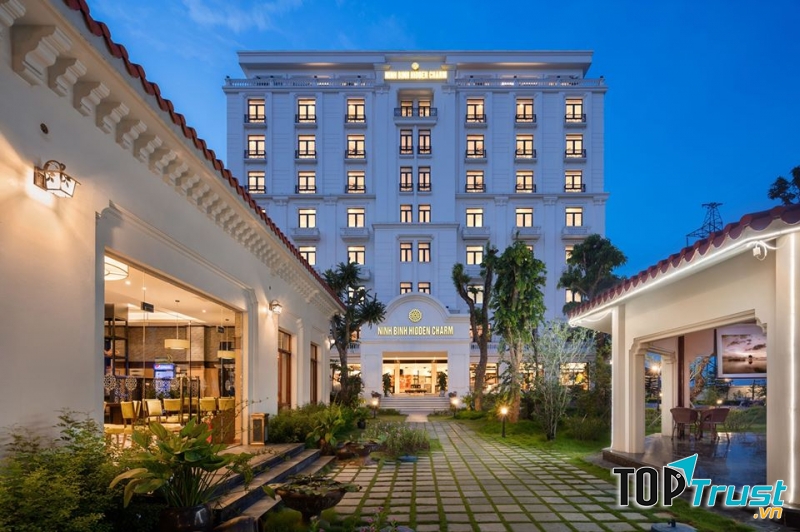 Ninh Binh Hidden Charm Hotel & Resort